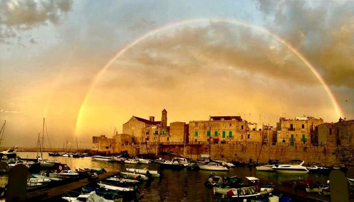 Il Da Vinci Casa Vacanze Джовинаццо Экстерьер фото